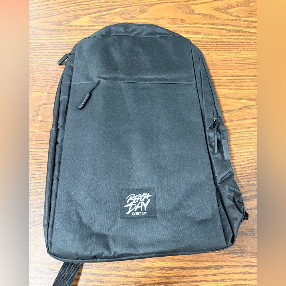 🌙 RR2 Black Backpack by beach day every day